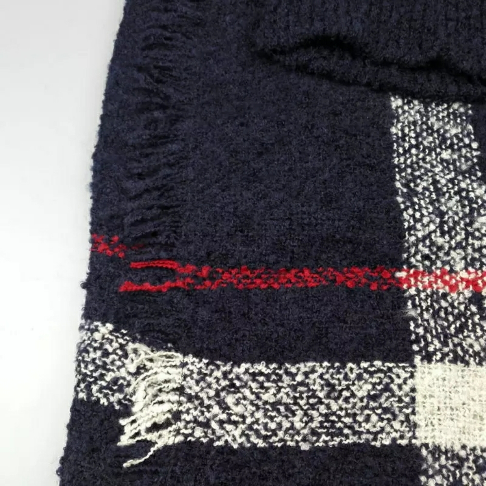 COZY PLAID PONCHO W/ TURTLENECK - Picture 16 of 16